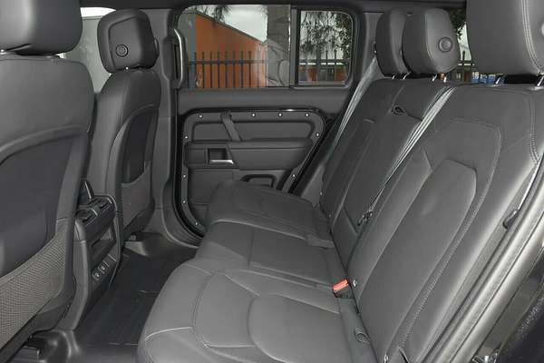 2024 Land Rover Defender 110 P400e X-Dynamic HSE L663