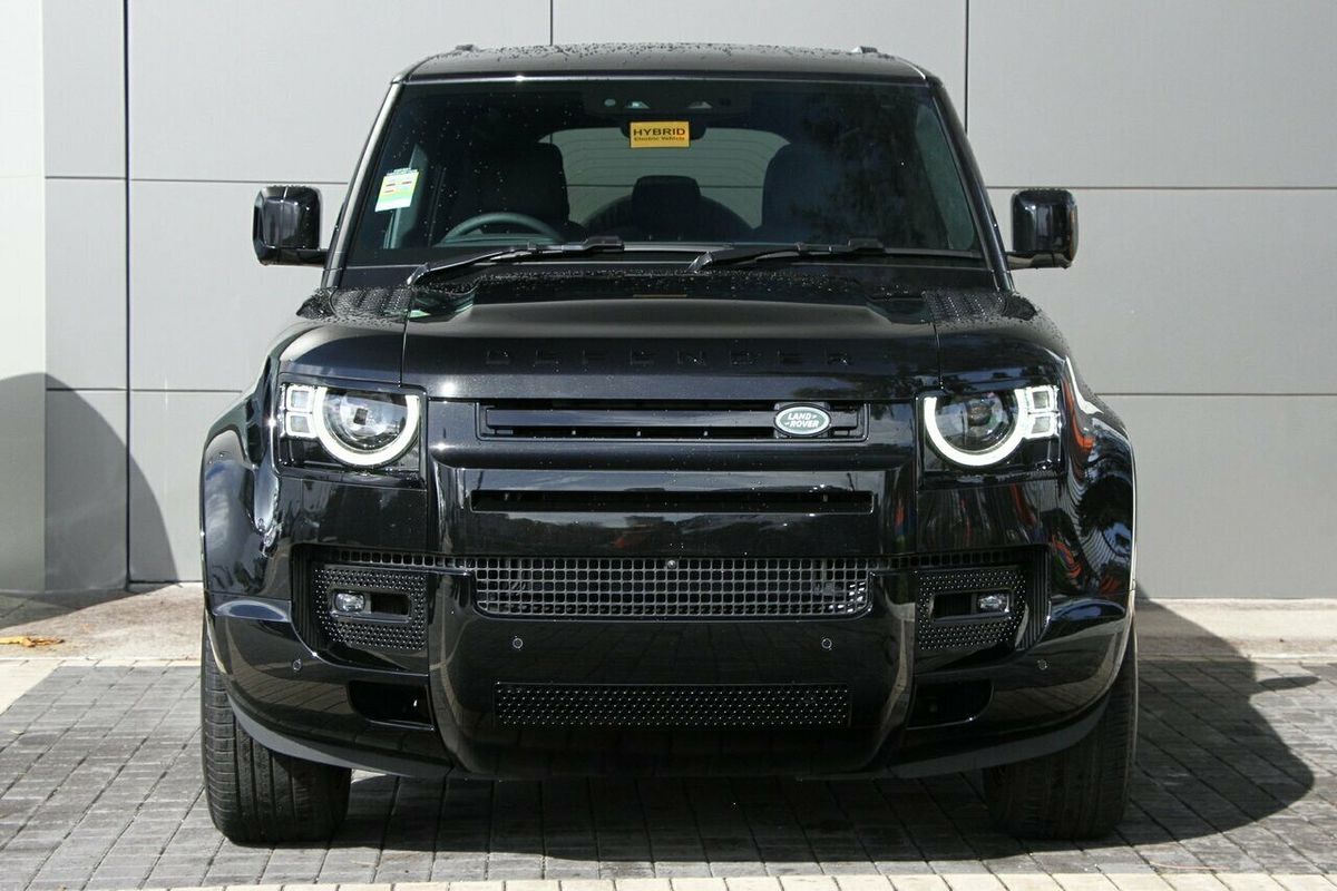 2024 Land Rover Defender 110 P400e X-Dynamic HSE L663