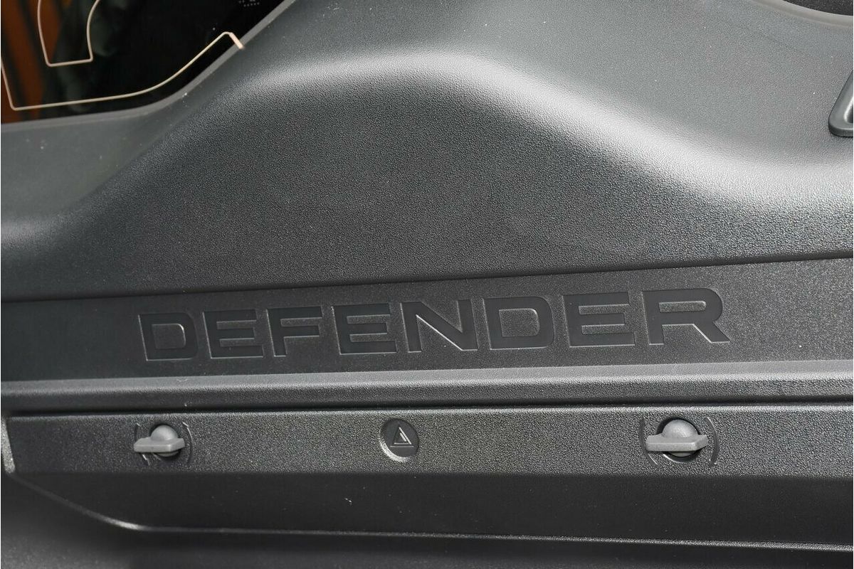 2024 Land Rover Defender 110 P400e X-Dynamic HSE L663