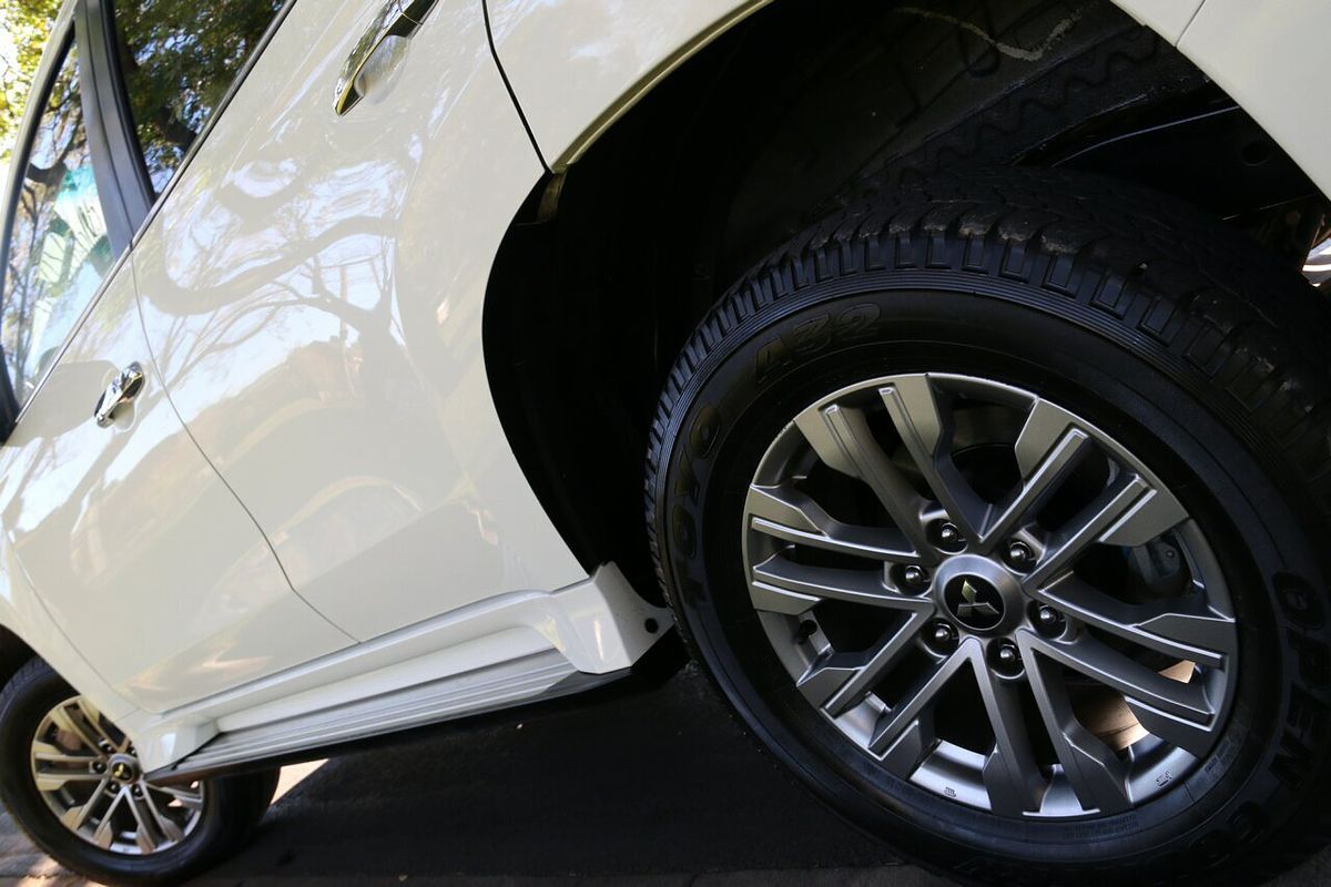 2022 Mitsubishi Pajero Sport GLX QF
