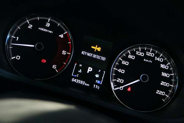 2022 Mitsubishi Pajero Sport GLX QF