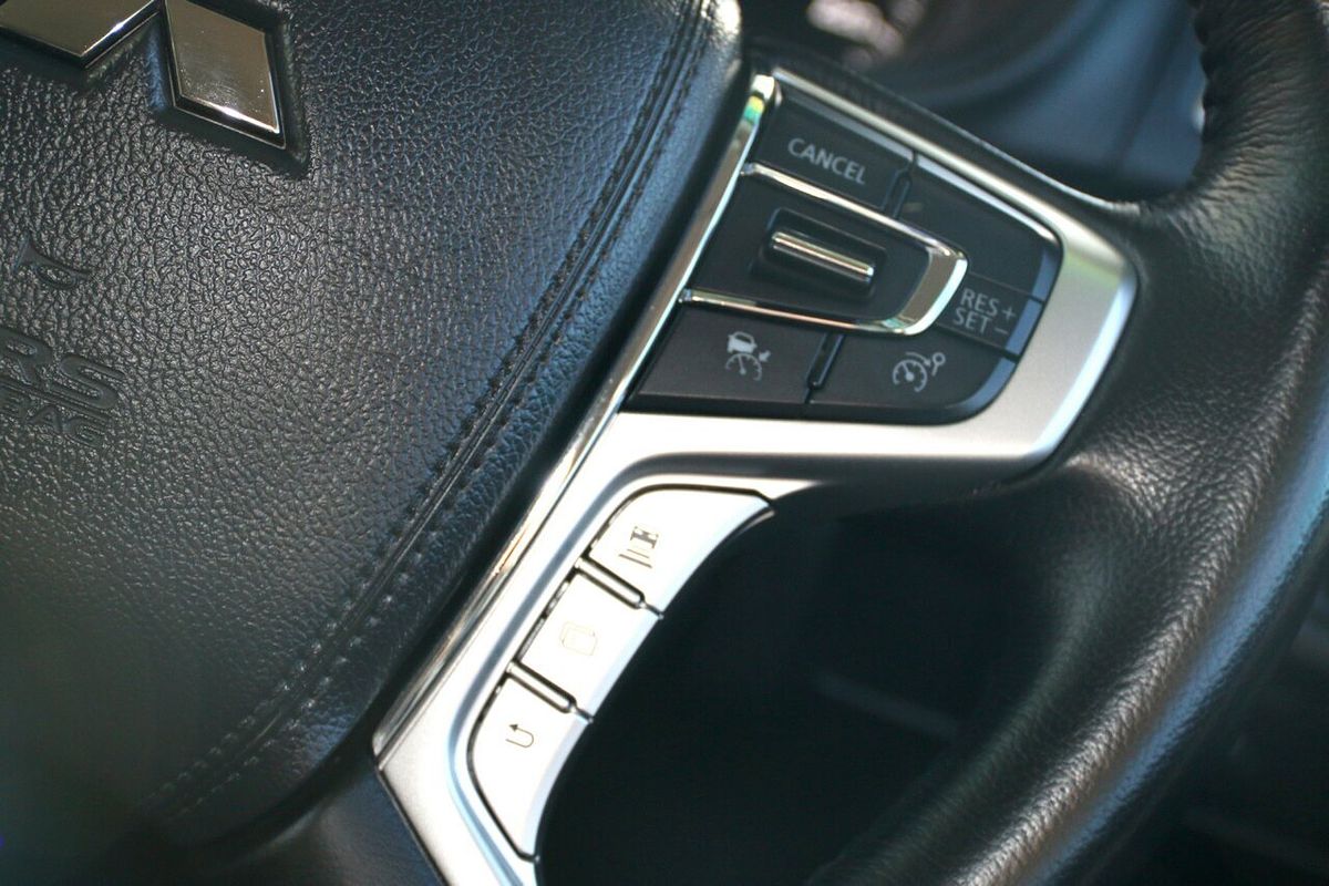 2022 Mitsubishi Pajero Sport GLX QF
