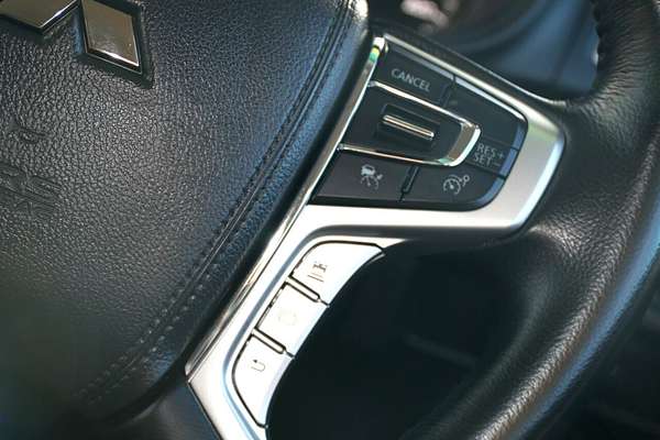 2022 Mitsubishi Pajero Sport GLX QF
