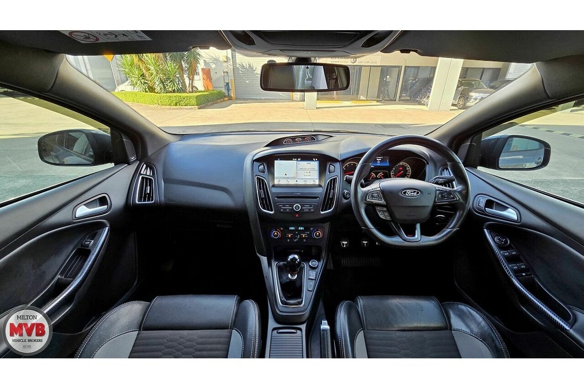 2017 Ford Focus ST2 LZ