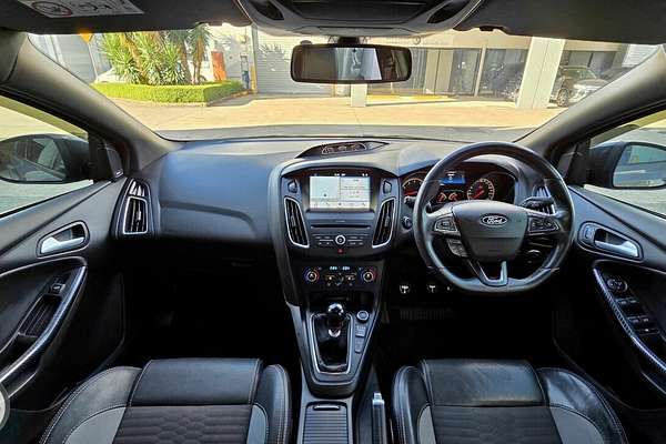 2017 Ford Focus ST2 LZ