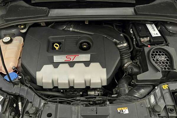 2017 Ford Focus ST2 LZ