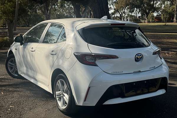 2022 Toyota Corolla Ascent Sport Hybrid ZWE211R