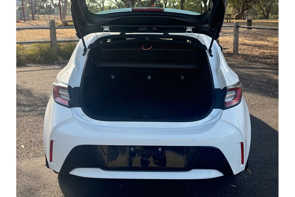 2022 Toyota Corolla Ascent Sport Hybrid ZWE211R