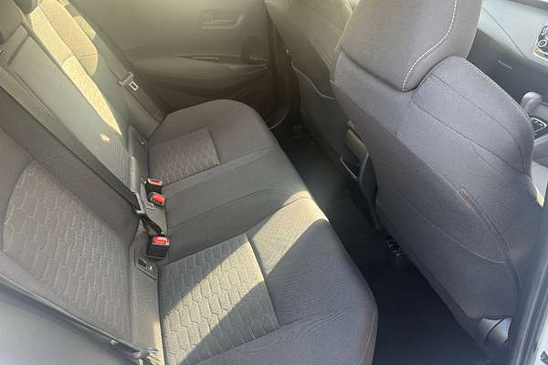 2022 Toyota Corolla Ascent Sport Hybrid ZWE211R