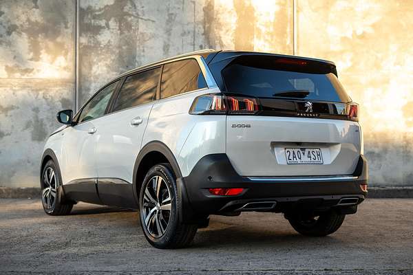 2021 Peugeot 5008 GT P87