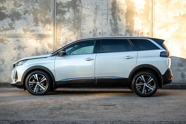 2021 Peugeot 5008 GT P87