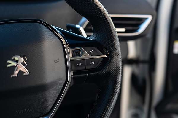 2021 Peugeot 5008 GT P87
