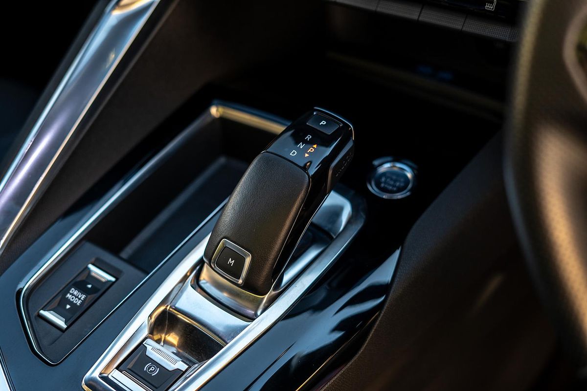 2021 Peugeot 5008 GT P87