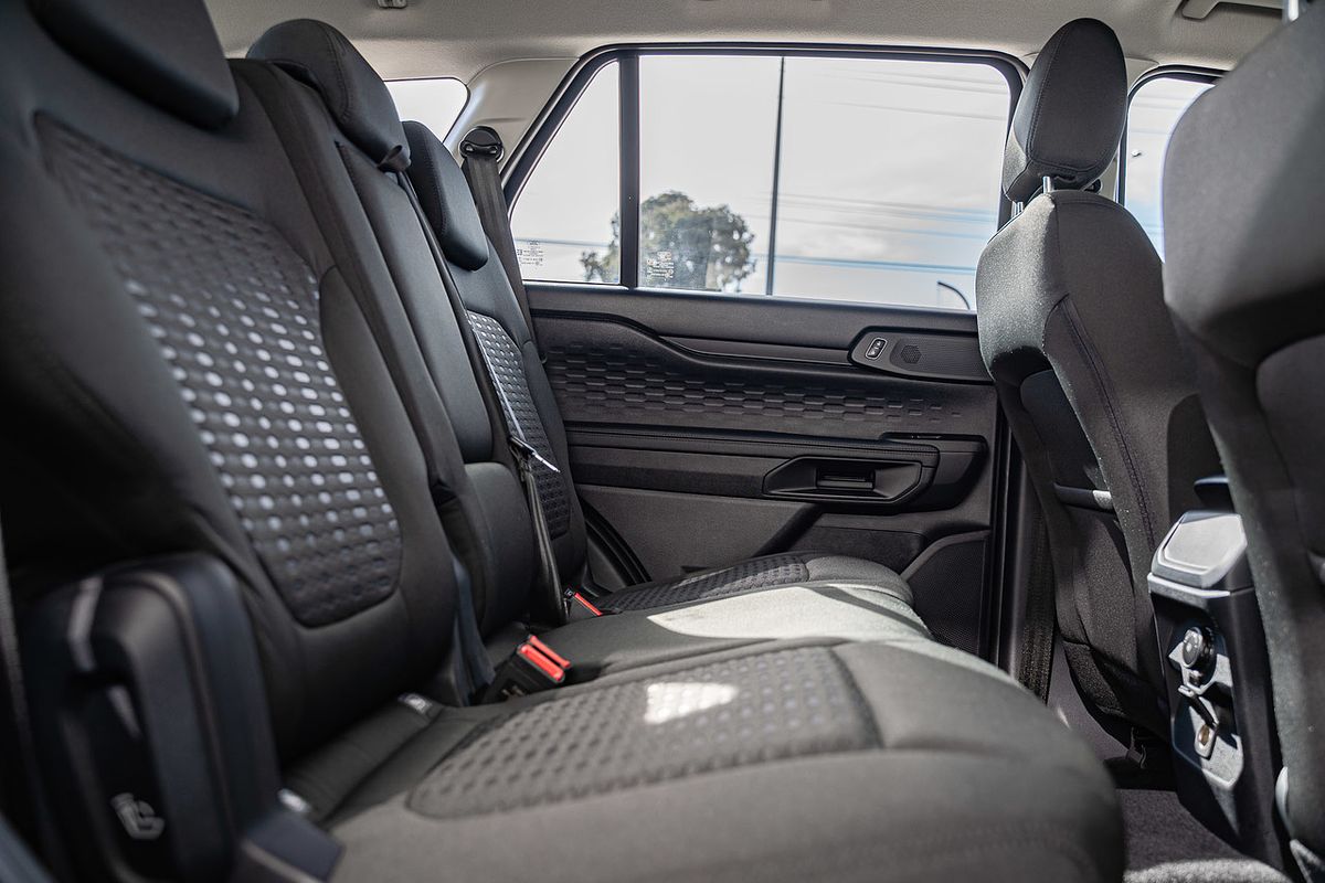 2024 Ford Everest Ambiente 2.0L
