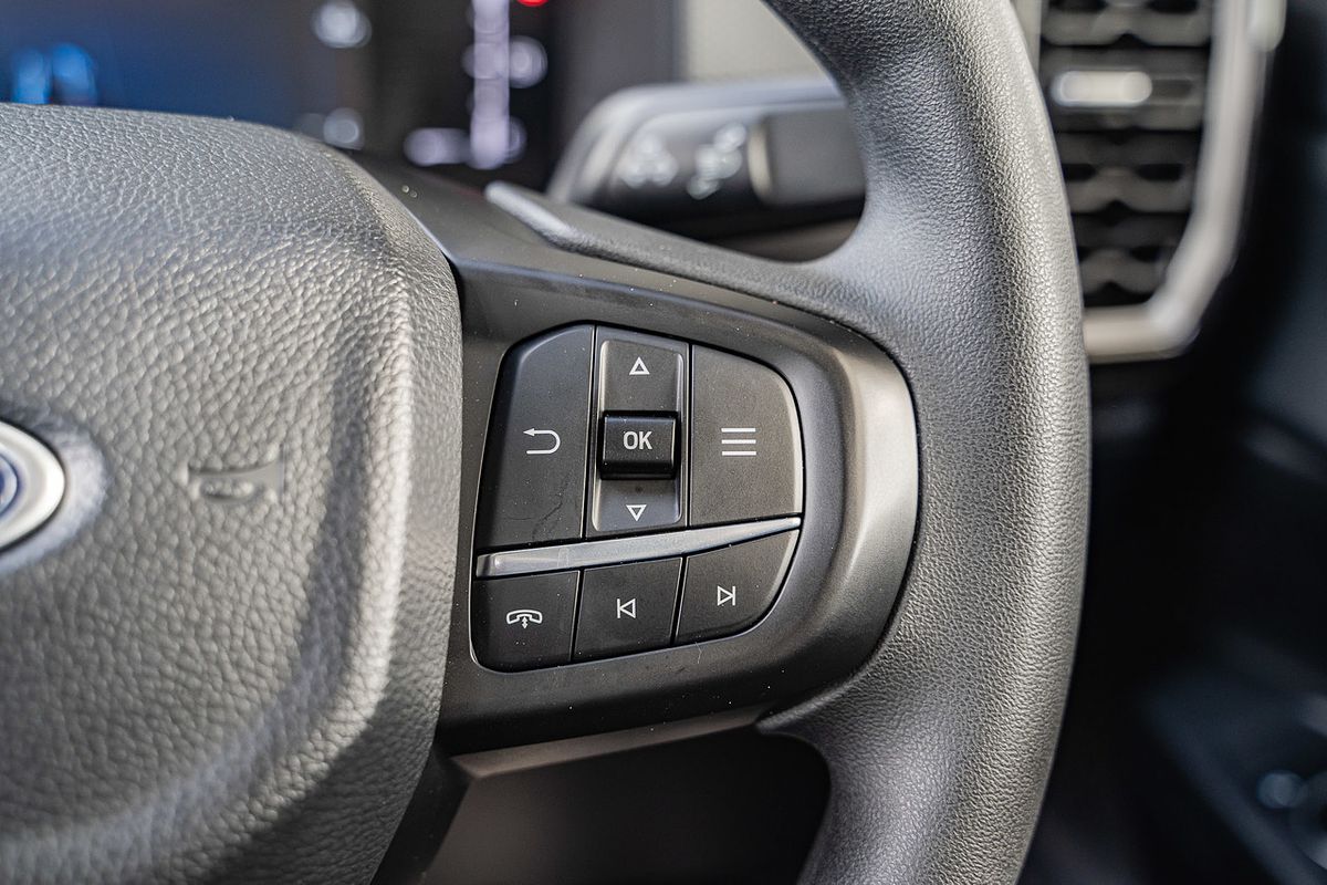 2024 Ford Everest Ambiente 2.0L
