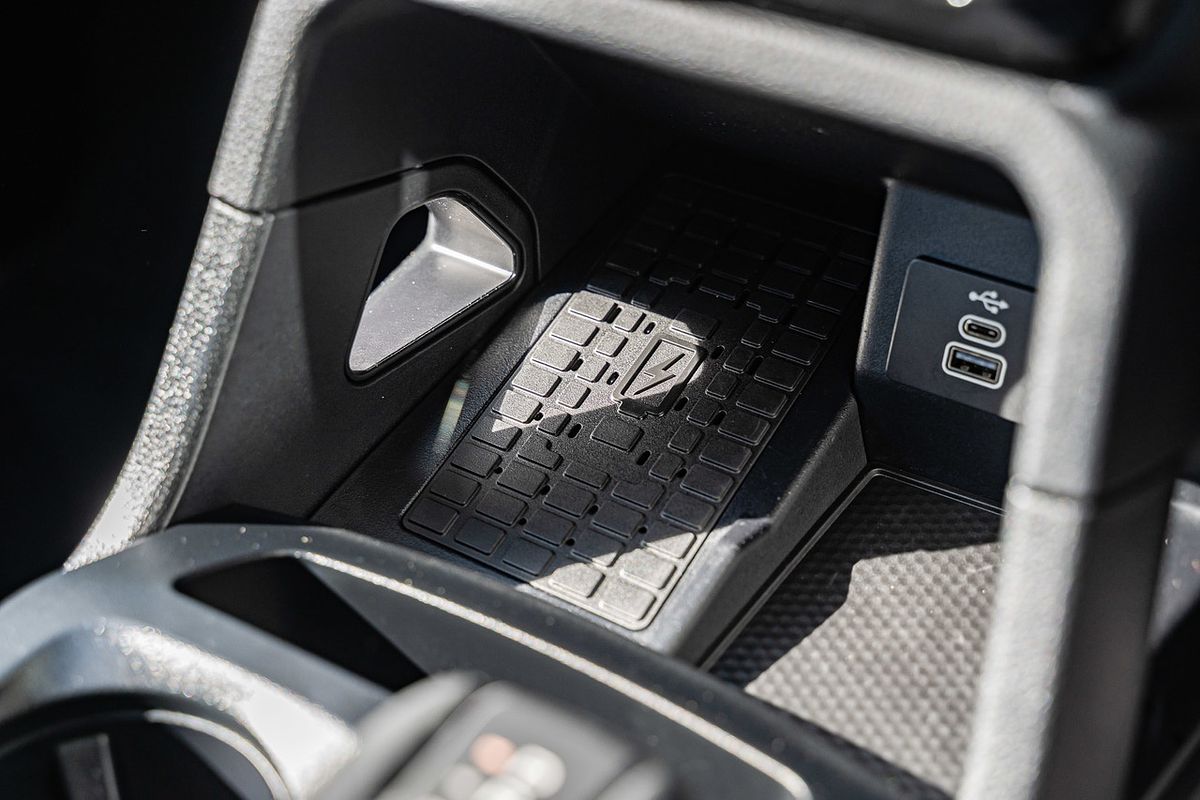2024 Ford Everest Ambiente 2.0L
