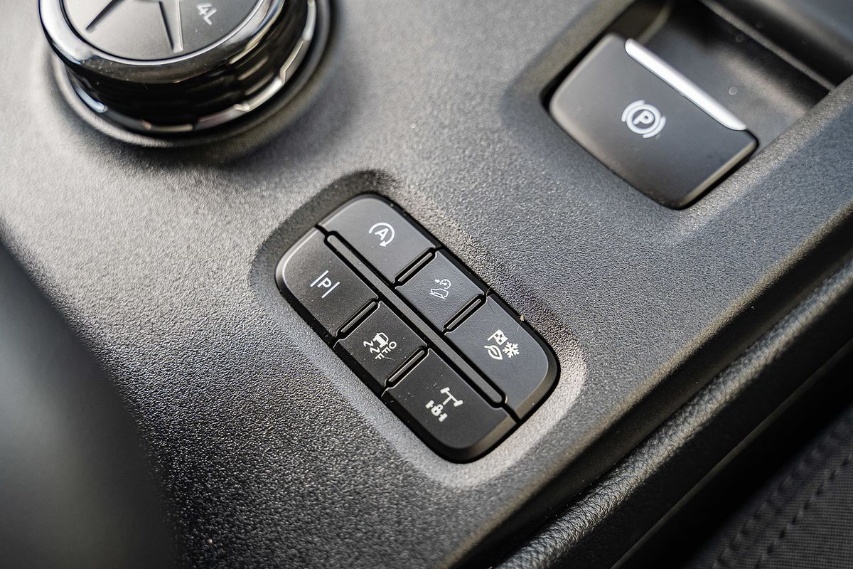2024 Ford Everest Ambiente 2.0L