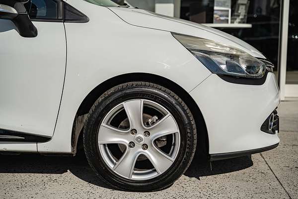 2016 Renault Clio Expression IV B98
