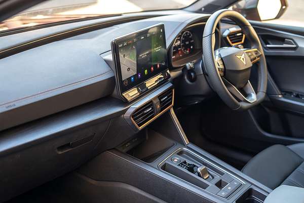 2024 CUPRA Leon V KL