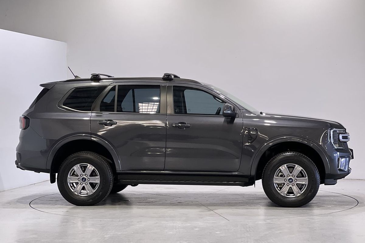 2023 Ford Everest Ambiente 2.0L