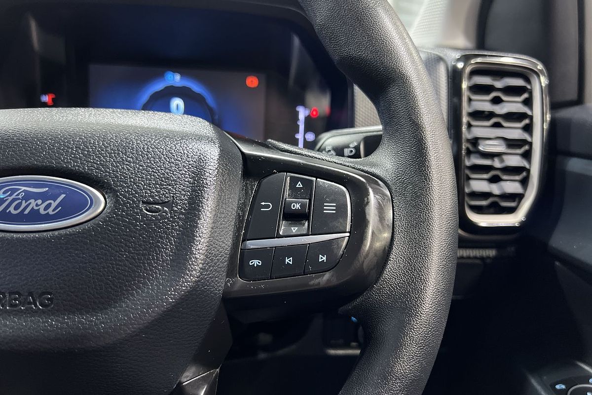 2023 Ford Everest Ambiente 2.0L