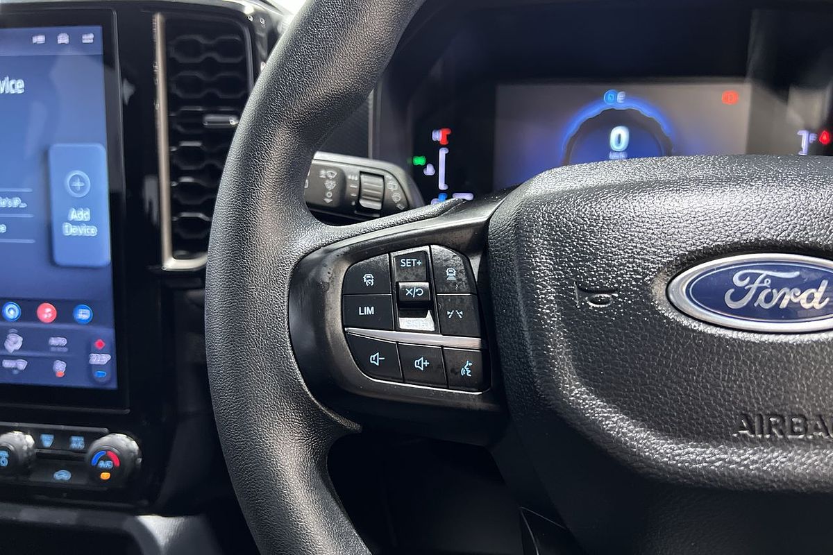2023 Ford Everest Ambiente 2.0L