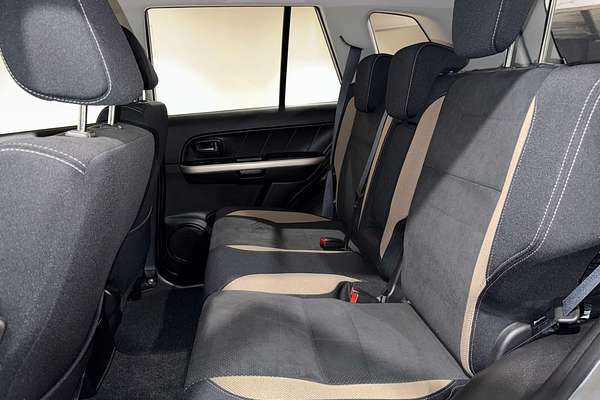 2016 Suzuki Grand Vitara Navigator JB