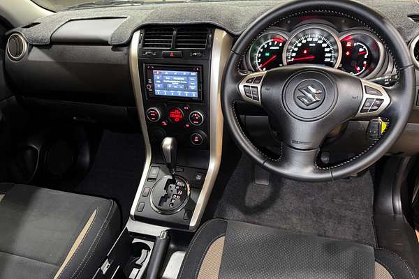2016 Suzuki Grand Vitara Navigator JB