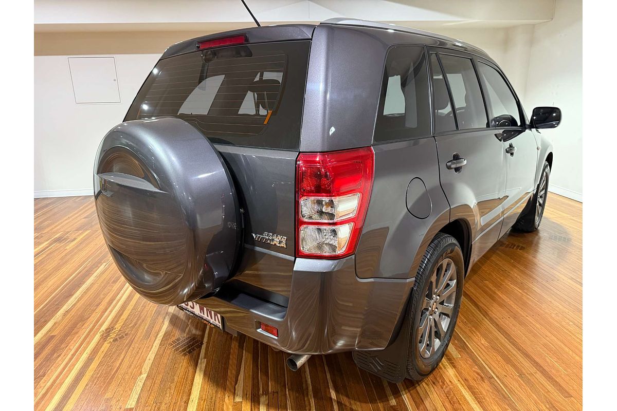 2016 Suzuki Grand Vitara Navigator JB