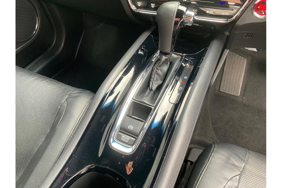 2018 Honda HR-V RS