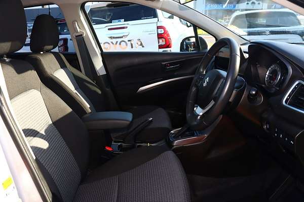 2024 Suzuki S-Cross JYB