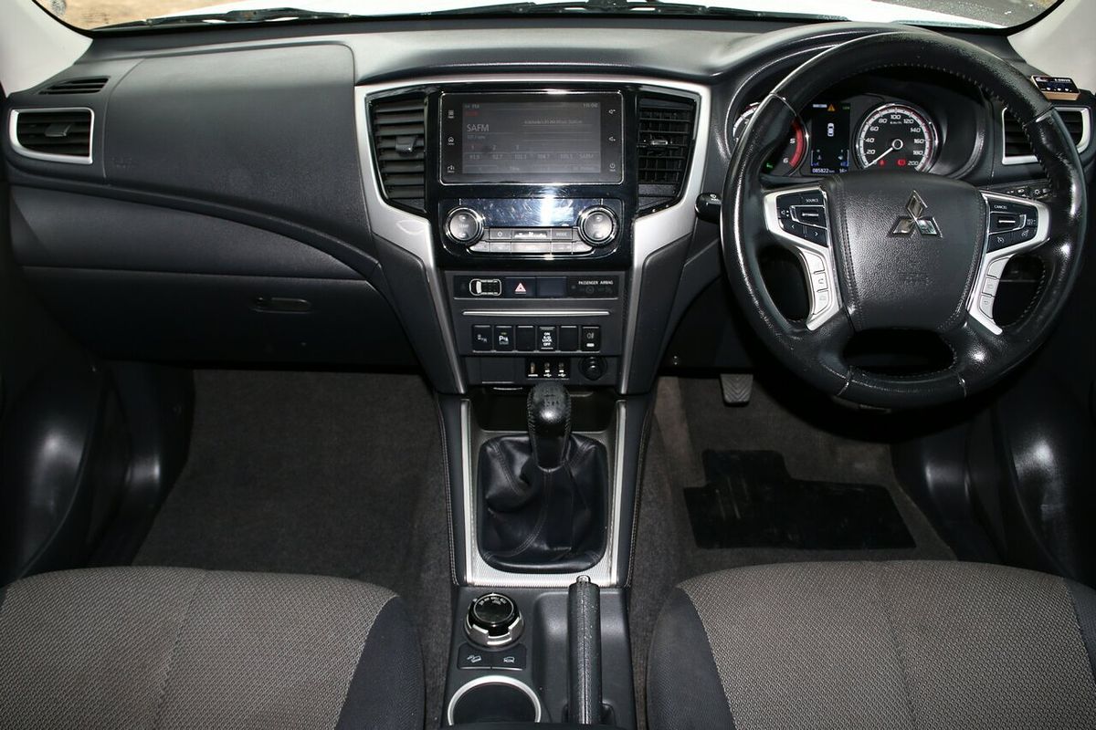 2019 Mitsubishi Triton GLS MR 4X4
