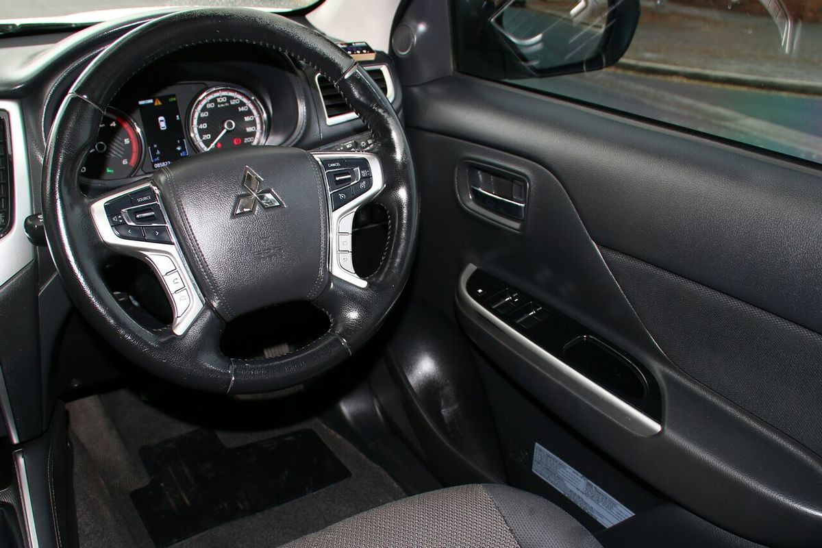 2019 Mitsubishi Triton GLS MR 4X4