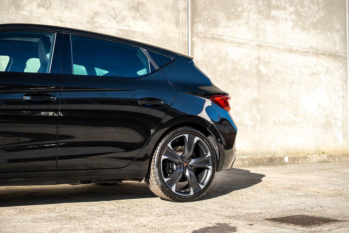 2024 CUPRA Leon V KL