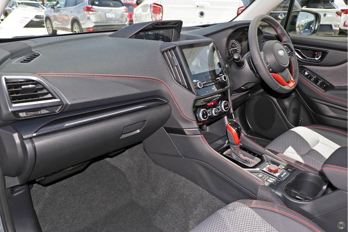 2024 Subaru Forester 2.5i Sport S5