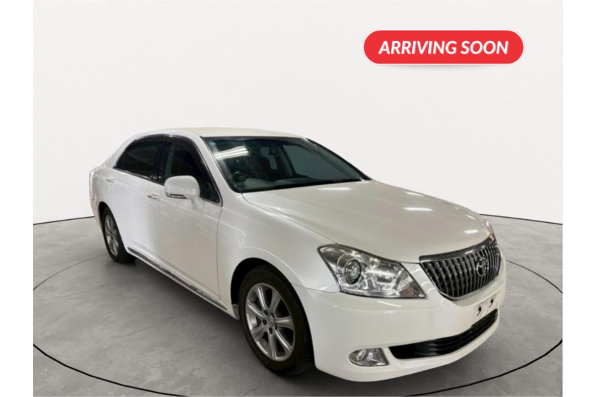 2010 Toyota Crown Majesta URS206