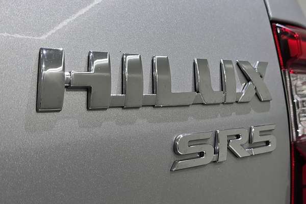 2024 Toyota Hilux Hilux 4x4 SR5 2.8L T Diesel Automatic Double Cab 48V GUN126R 4X4