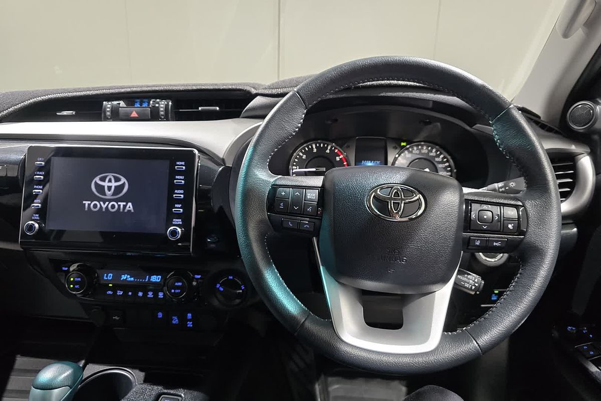 2024 Toyota Hilux Hilux 4x4 SR5 2.8L T Diesel Automatic Double Cab 48V GUN126R 4X4