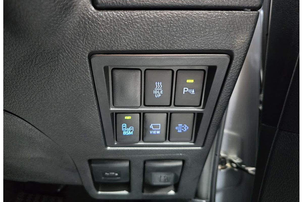 2024 Toyota Hilux Hilux 4x4 SR5 2.8L T Diesel Automatic Double Cab 48V GUN126R 4X4