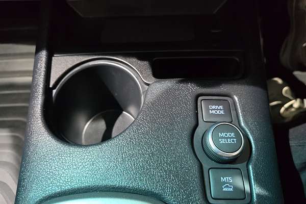 2024 Toyota Hilux Hilux 4x4 SR5 2.8L T Diesel Automatic Double Cab 48V GUN126R 4X4