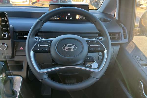2024 Hyundai STARIA