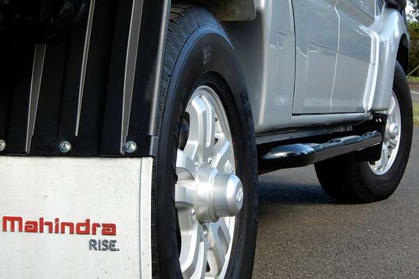 2022 Mahindra PIK-UP S11 4X4
