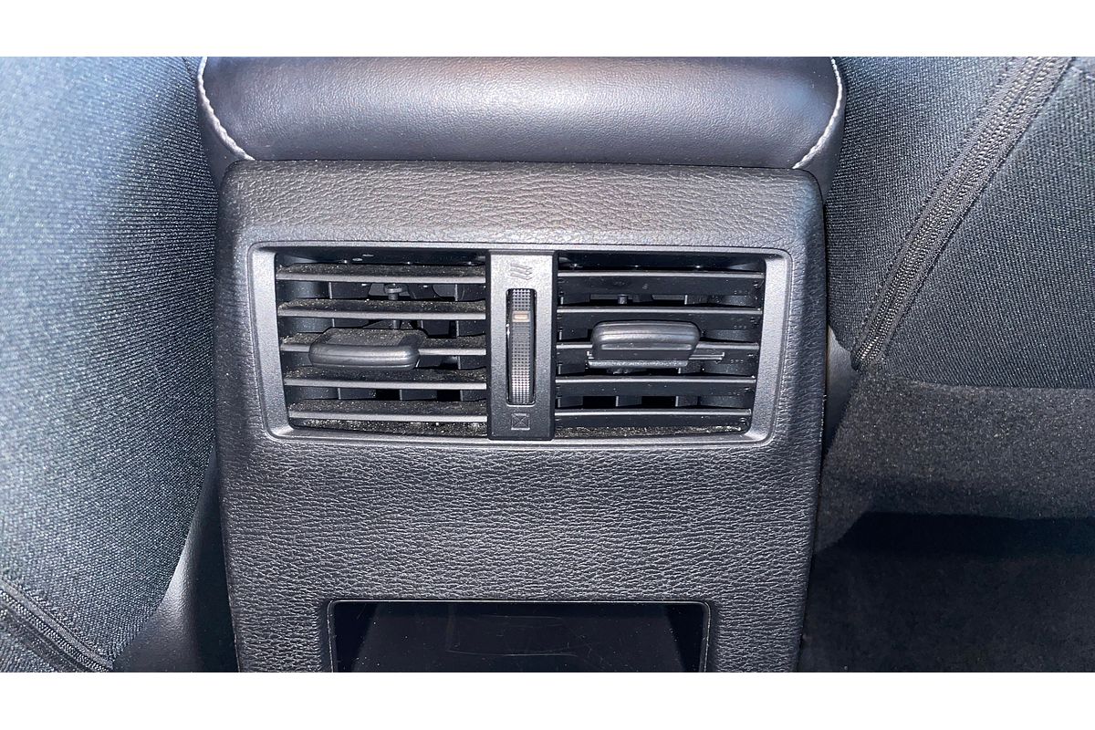 2022 Mitsubishi Outlander LS ZM