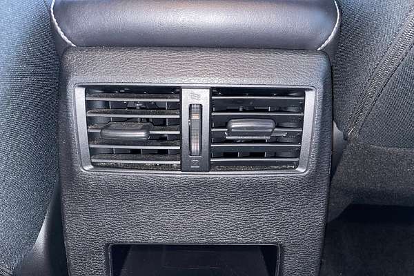 2022 Mitsubishi Outlander LS ZM