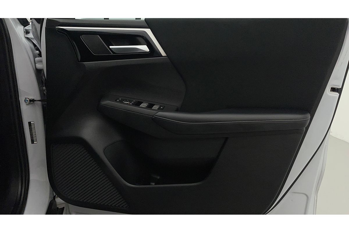 2022 Mitsubishi Outlander LS ZM