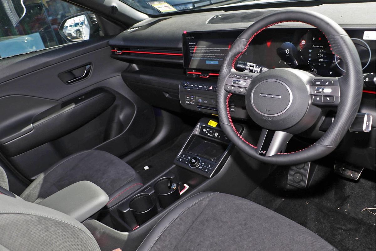 2025 Hyundai Kona Premium N Line SX2.V2