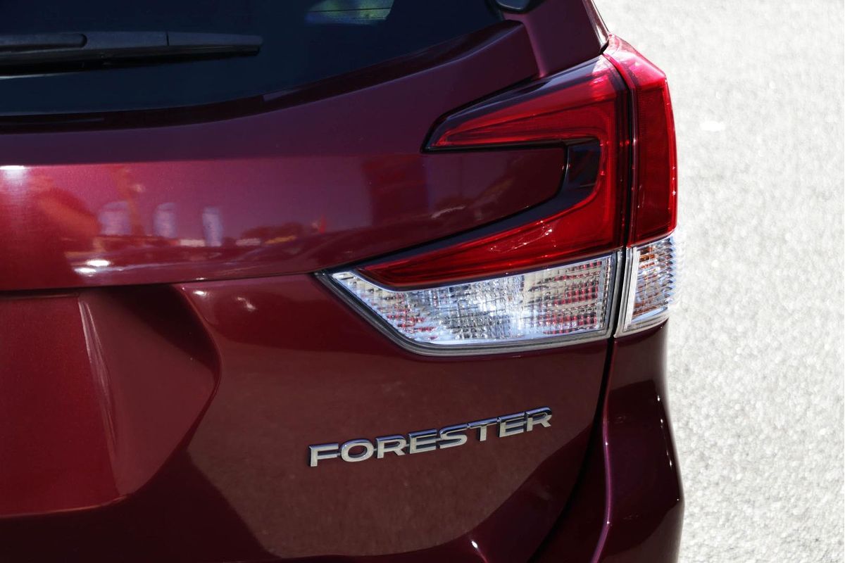 2022 Subaru Forester 2.5i S5