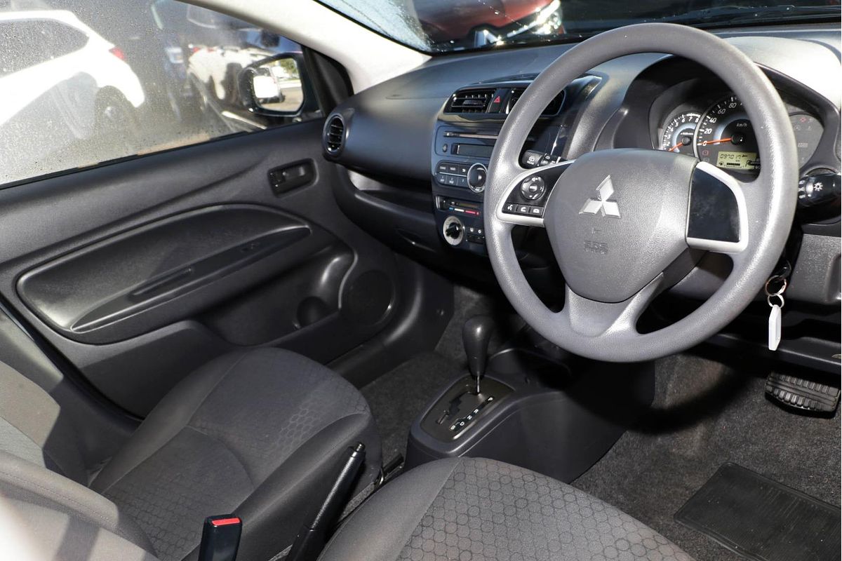 2014 Mitsubishi Mirage ES LA