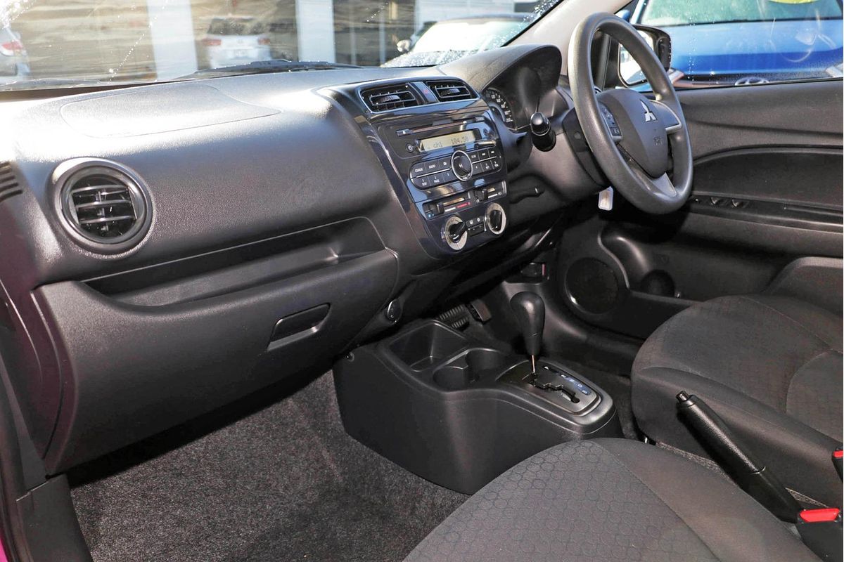 2014 Mitsubishi Mirage ES LA