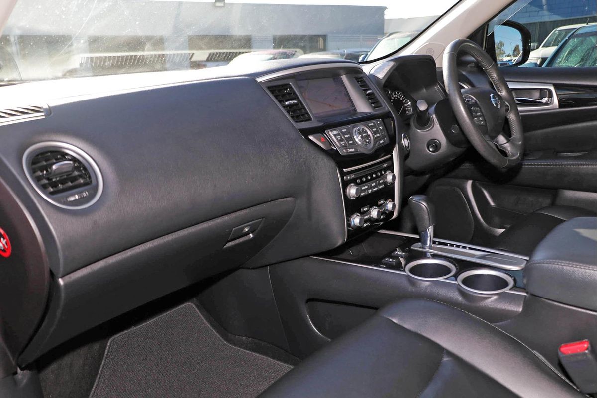 2016 Nissan Pathfinder ST-L R52